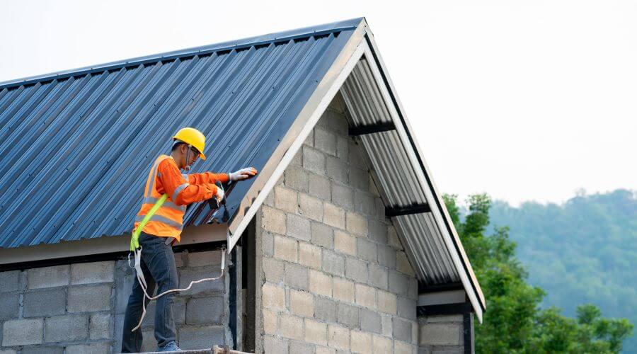 Expert top industrial roofings services in Chesterhill, OH